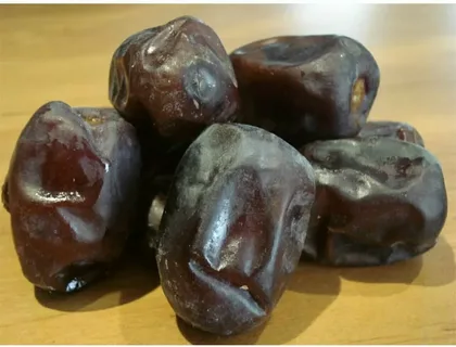 خرما مضافتی جیرفت با کیفیت تضمین شده و برگفته از درخت های اصیل